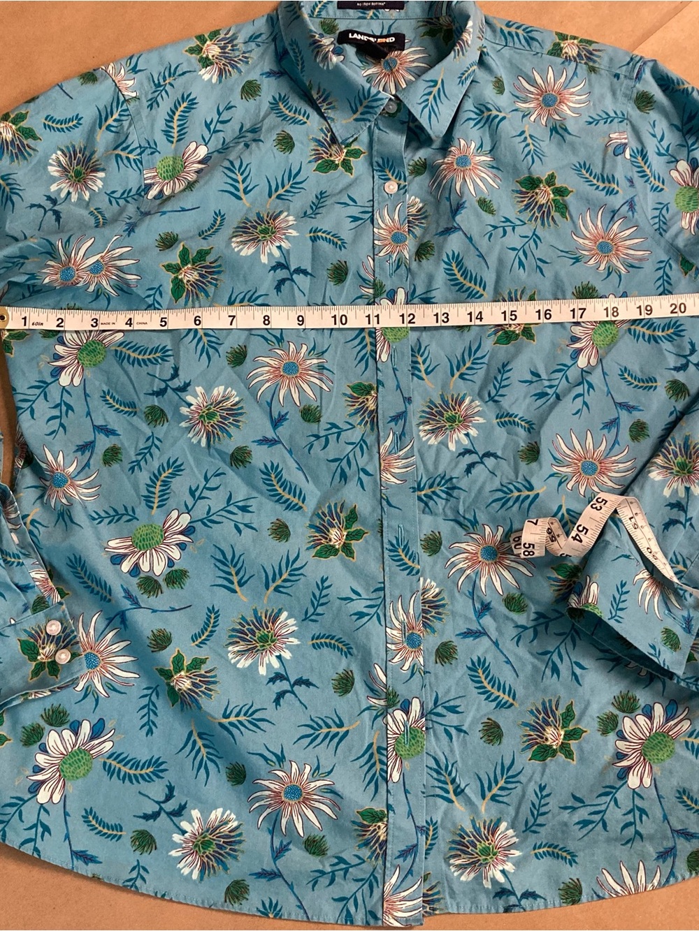 Lands’ End Floral Supima Cotton Button Front Shirt 16P Blue Daisy Print No Iron - Picture 3 of 7